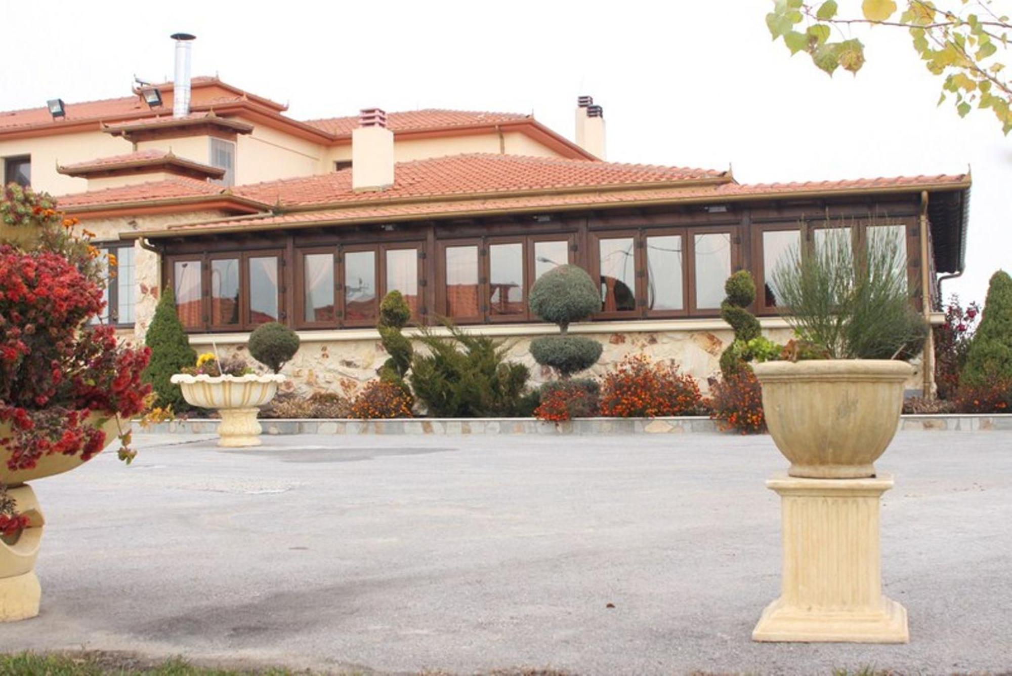 Lozitsi Hotel Veria  Exterior photo